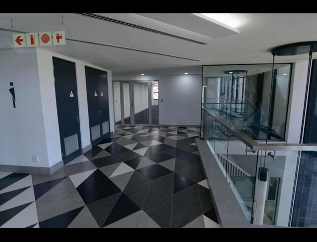 BUSINESS PROPERTY TO RENT IN LYNNWOOD GLEN